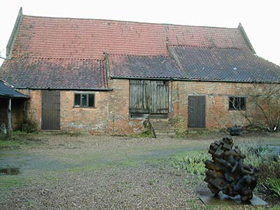 Moor Farm courtyard and barn studio